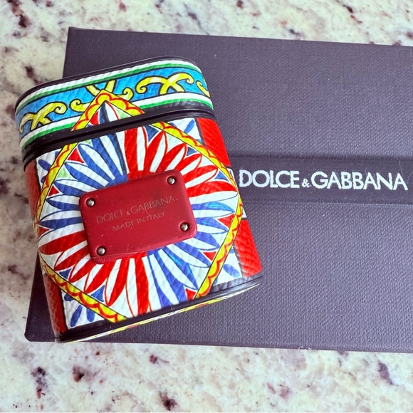 Dolce & Gabbana Logo Apple AirPods 2 Headphones Multi Color Leather Case… - Picture 2 of 8